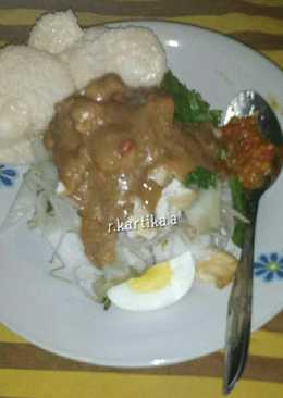 15. Gado - gado rumahan (mirip abang")