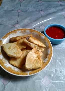 Sukun goreng tepung cocol saus pedas..