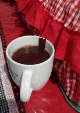 Hot Chocolate Cinnamon Drink