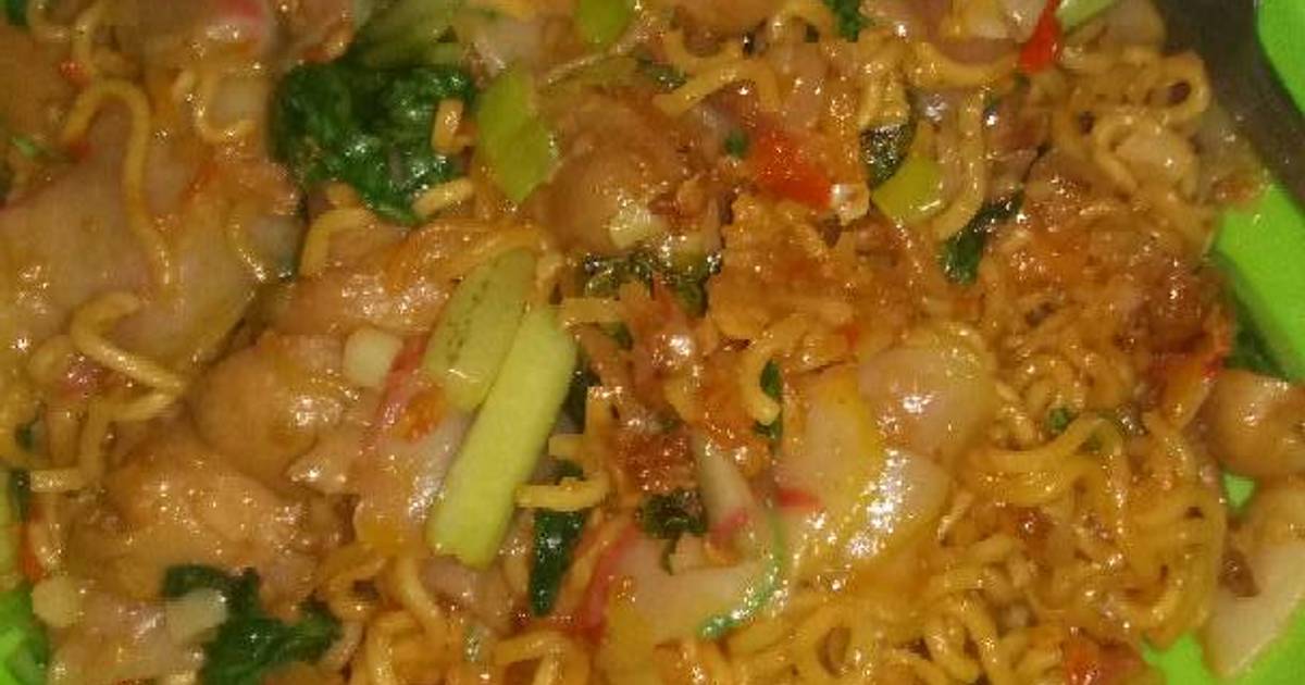 112 resep  indomie  goreng seblak  enak dan sederhana Cookpad