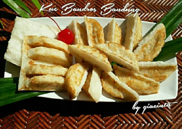 resep lengkap untuk Kue Bandros Bandung