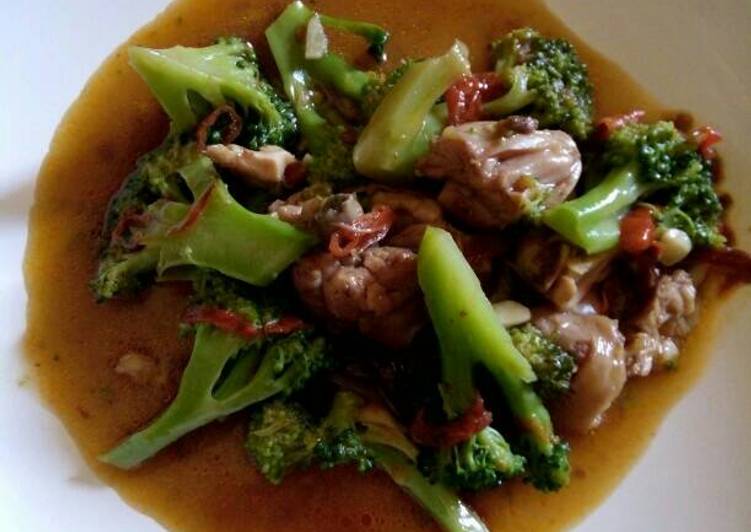 resep makanan Ca brokoli ayam pedas