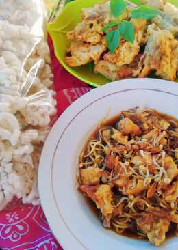 Pempek ubi vs rujak tahu