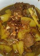 Semur daging kentang