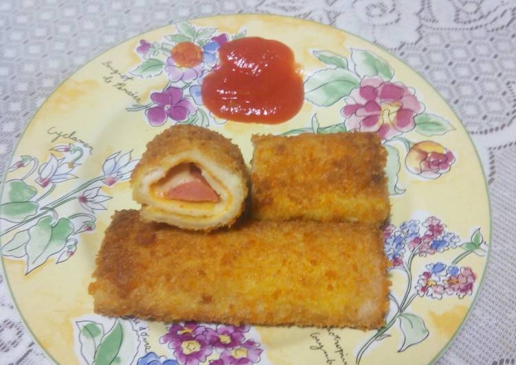 Resep Roti Gulung Goreng isi Sosis Keju Kiriman dari ratna mulia
praptiwi