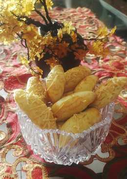 Cheese and dates cookies