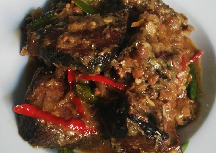 Resep tongkol masak tauco Oleh Andris Novi