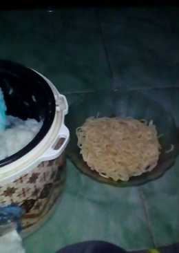 Bubur Mie (alaÂ²anak kos)