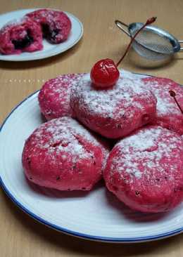 Dragon fruit donut ðŸ©ðŸ©