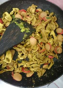 Usus ayam + sosis sapi bumbu kuning simpel