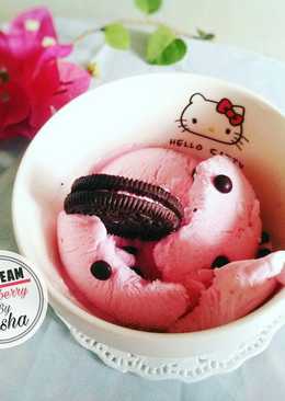 Ice cream pop ice strawberry, irit tanpa whipcream ðŸ¦ðŸ¨ðŸ§