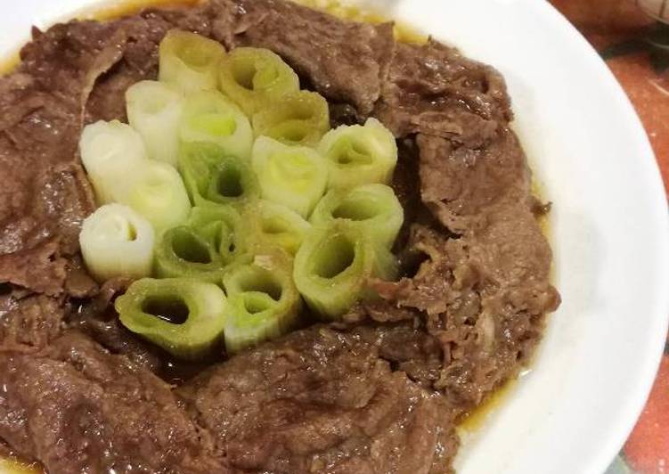 resep Negi Gyudon - beef bowl toping daun bawang