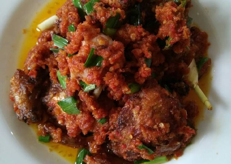 resep makanan Ayam Goreng Sambal Rica Rica