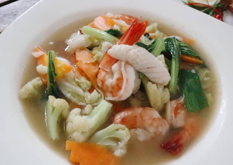 Resep Capcay Kuah Seafood  oleh ameliaputrioct Cookpad