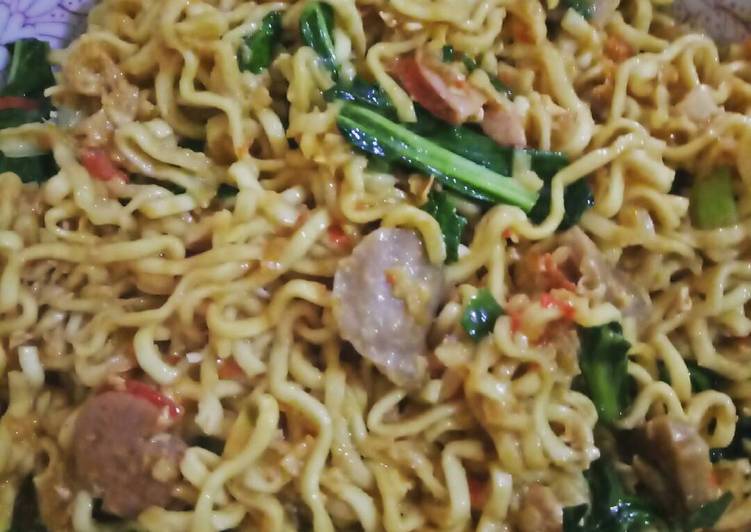 resep lengkap untuk Mie Nyemek Jawa Pedas ala Nona