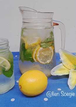 Lemon Infused Water