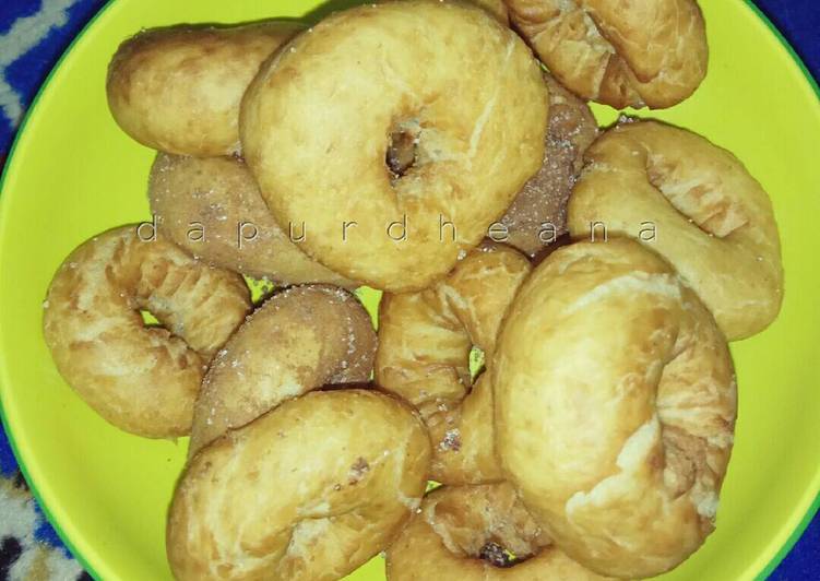 Resep Donat Goreng super empuk Karya Dheana Amalia