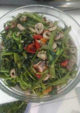 CahMi (cah kangkung cumi)