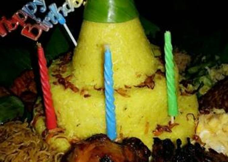 gambar untuk cara membuat Nasi tumpeng