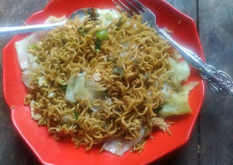 resep makanan Indomie Goreng Cabe Ulek