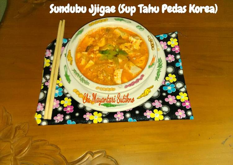 gambar untuk resep makanan Sundubu Jjigae (Sup Tahu Pedas Korea) #PR_AsianFood