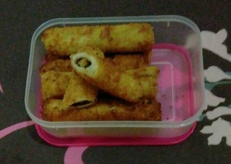 gambar untuk cara membuat Roti Gulung isi pisang coklat