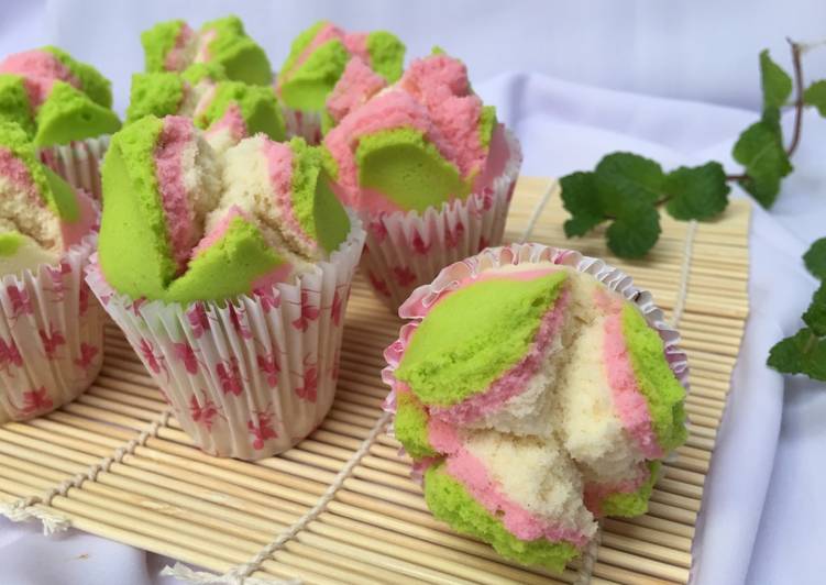 Bolu kukus mekar