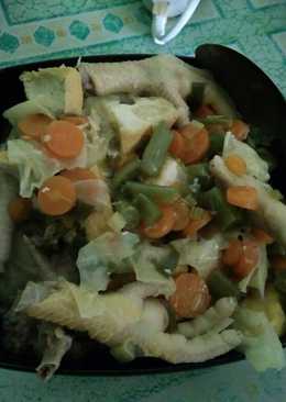 Sayur Sutace (sop tahu ceker)