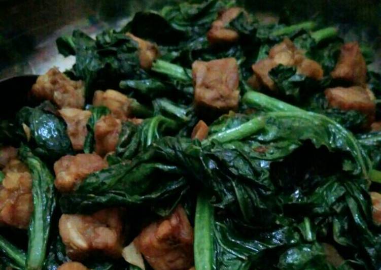 resep lengkap untuk Tumis Sawi Tempe Kecap Pedas