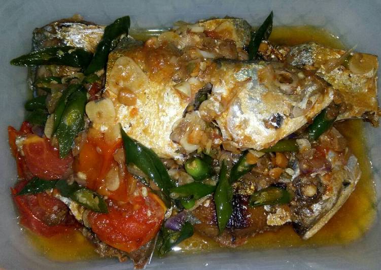 gambar untuk resep Ikan kembung masak Tauco