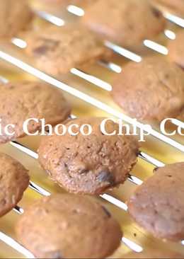 Classic Choco Chip Cookies