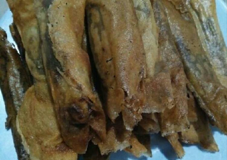 resep lengkap untuk Piscok (pisang cokelat)