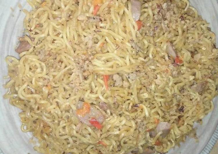 Resep Indomie goreng pedas Dari Desi Laisila