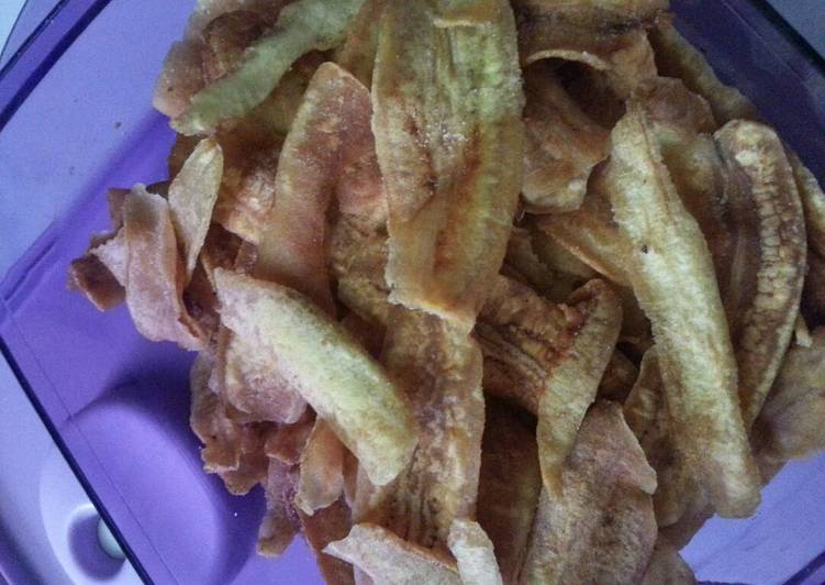 bahan dan cara membuat Keripik pisang