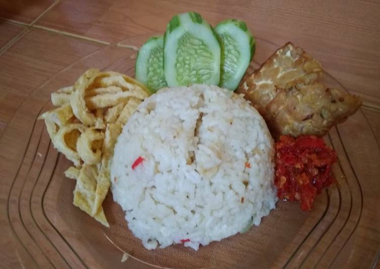 gambar untuk resep makanan Nasi liwet rise cooker