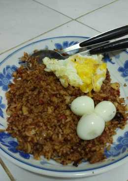 Nasi goreng kornet pedas