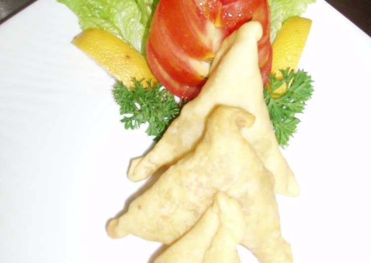 resep makanan Samosa Isi Daging Ayam