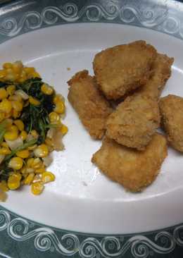 Tuna nugget and cheese with spinach corn
