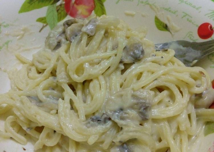 resep Creamy Mushroom Sphagetti Carbonara