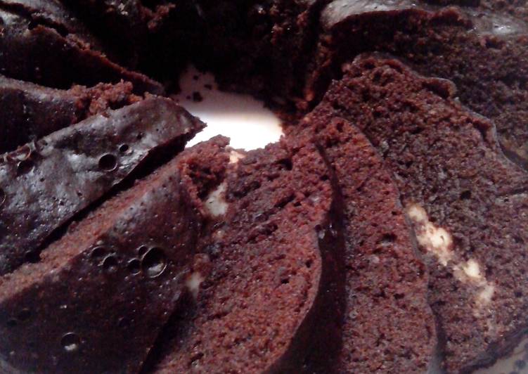 gambar untuk resep Steamed Moist Chocolate Cake