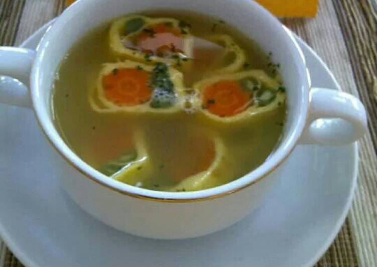 Resep Consomme Royale oleh nune Cookpad