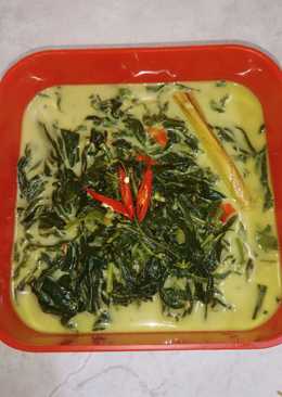 Sayur daun singkong kuah santan