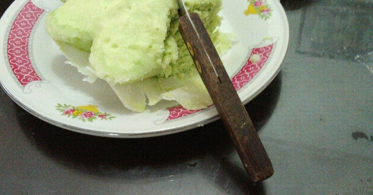 Resep Bolu Kukus Hijau ala Oma-ku Resep Bolu Kukus Hijau ala Oma-ku
