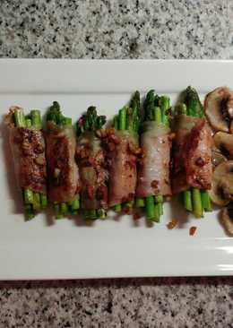 Asparagus bacon jamur