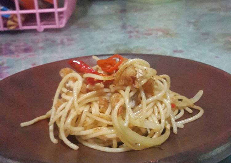 resep lengkap untuk Spaghetti Aglio Olio Ayam Pedas