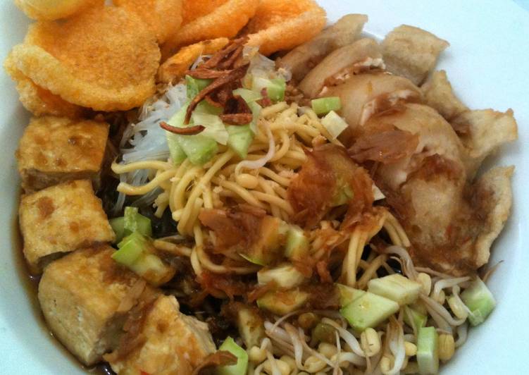 Hasil gambar untuk Resep rujak Mie
