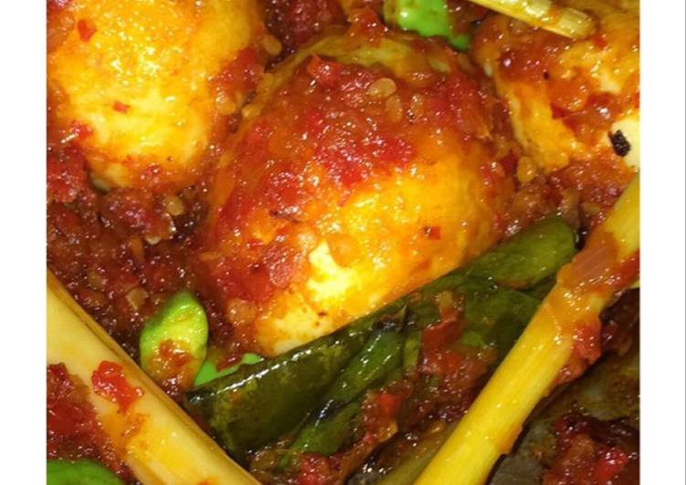 resep lengkap untuk Telur balado pete