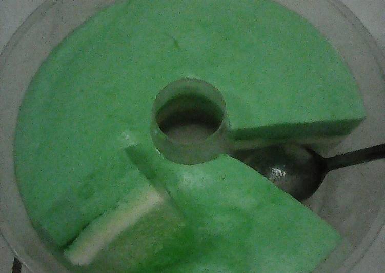 gambar untuk resep makanan PUDING BUSA LAPIS PANDAN