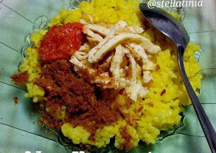 resep makanan Nasi Kuning Aroma