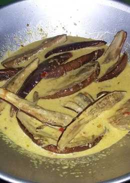 Poki poki saus (terong masak santan)